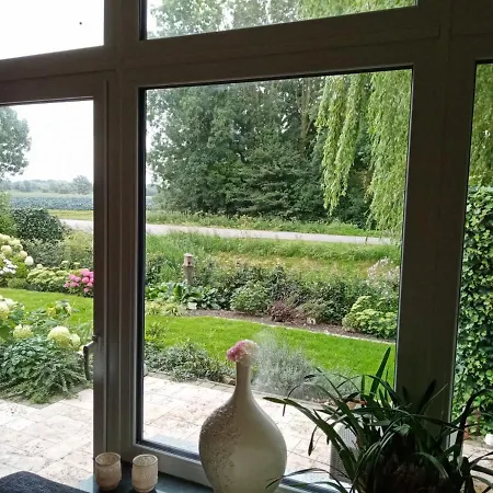 Huis Landleven Holiday home *